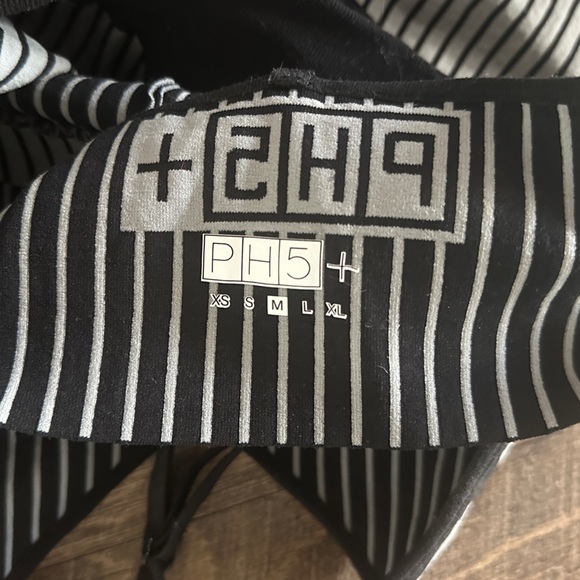 PH5 Athletic Bodysuit - Picture 3 of 4